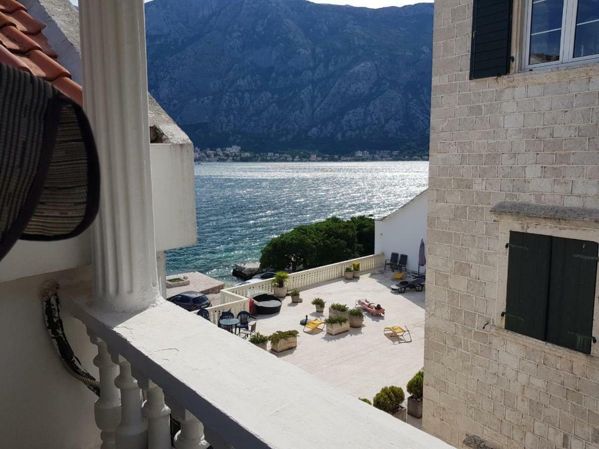 Apartments Sovran Vila Marija Prčanj Kültér fotó