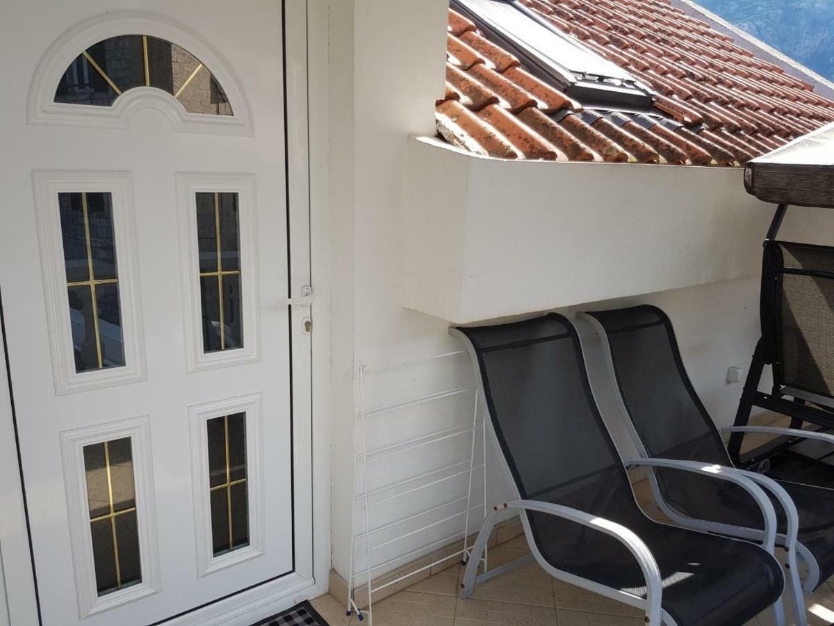 Apartments Sovran Vila Marija Prčanj Kültér fotó