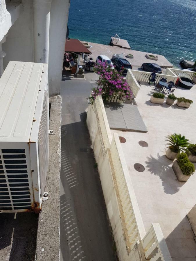 Apartments Sovran Vila Marija Prčanj Kültér fotó